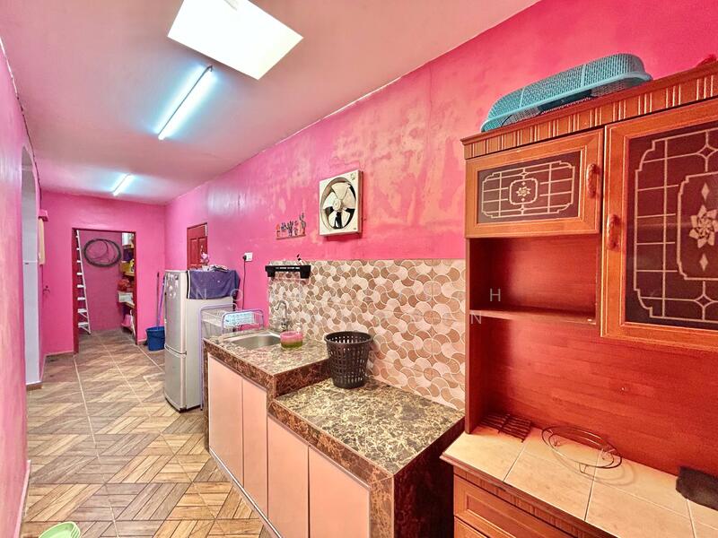 2-storey Terraced House for Sale in Puncak Alam (Selangor) - NORFADILAH ZAINUDDIN - Kitchen - PropertyGuru.com.my