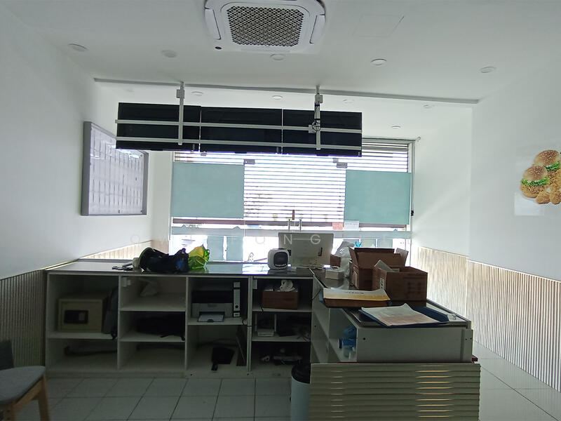 Shop for Rent in Sungai Pinang (Jelutong) - Owi Fong Lee - Interior - PropertyGuru.com.my