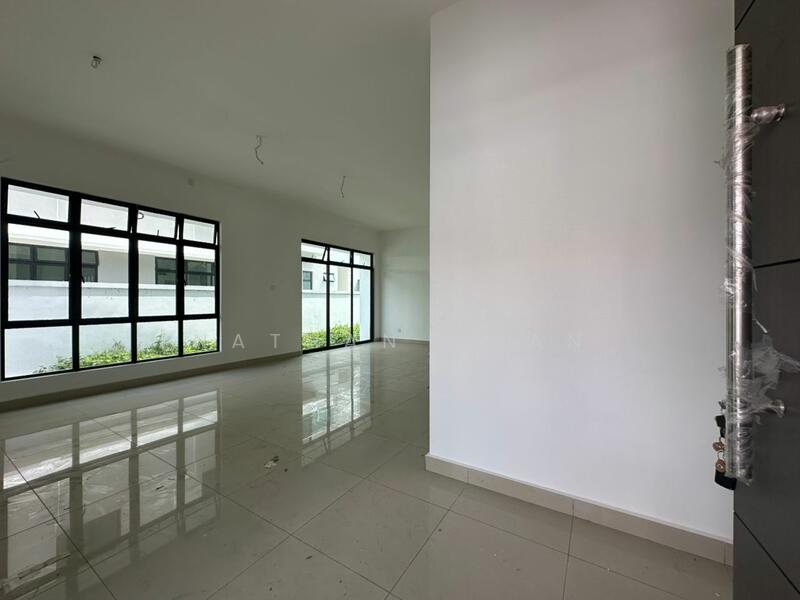 Semi-Detached House for Sale in Taman Mount Austin (Tebrau) - Nathan Chan - Interior - PropertyGuru.com.my