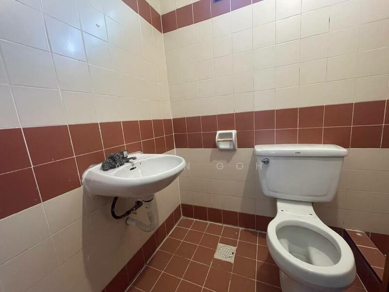 Mount Austin Jalan Mutiara Emas 3/x Johor Bahru Double Storey Terrace untuk Untuk Disewa - RM 1,800 /bulan, Feb 2026 - Bathroom - PropertyGuru.com.my