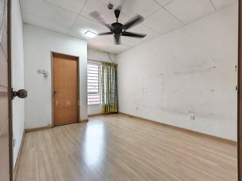 Terraced House for Sale in Sungai Buloh (Selangor) - Fadhil Ramly - Guest Room - PropertyGuru.com.my