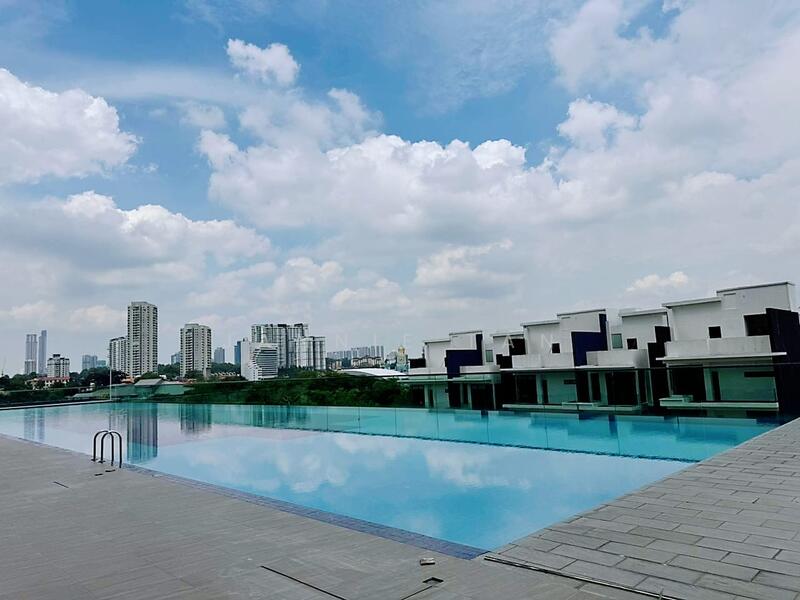 Paragon Residences @ Straits View untuk Untuk Dijual - RM 700,000, Feb 2026 - Exterior - PropertyGuru.com.my