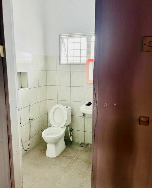 2-storey Terraced House for Sale in SS1 (Petaling Jaya) - Eugene Yap - Bathroom - PropertyGuru.com.my