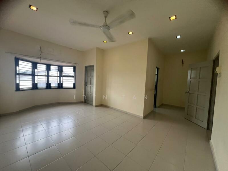 2-storey Terraced House for Sale in Skudai (Johor) - Iden Tan - Living Room - PropertyGuru.com.my