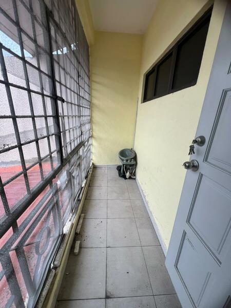2-storey Terraced House for Sale in Skudai (Johor) - Iden Tan - Balcony - PropertyGuru.com.my
