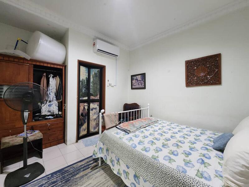 Semi-Detached House for Sale in Ukay Perdana (Ulu Kelang) - Nazerene Kurung - Bedroom - PropertyGuru.com.my