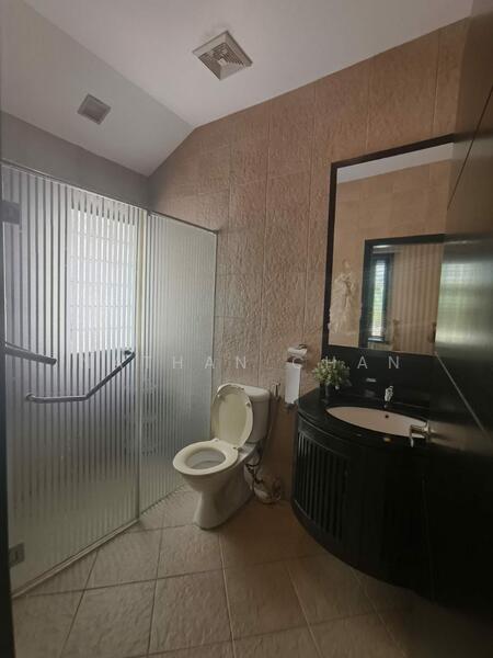 Semi-Detached House for Sale in Austin Perdana (Tebrau) - Nathan Chan - Bathroom - PropertyGuru.com.my