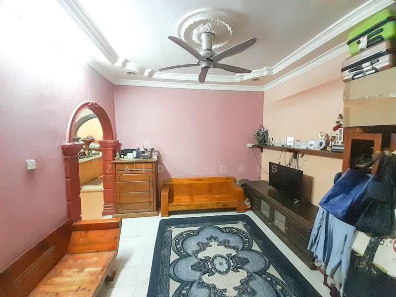 Semi-Detached House for Sale in Sepang (Selangor) - Zaidi Idris - Living Room - PropertyGuru.com.my