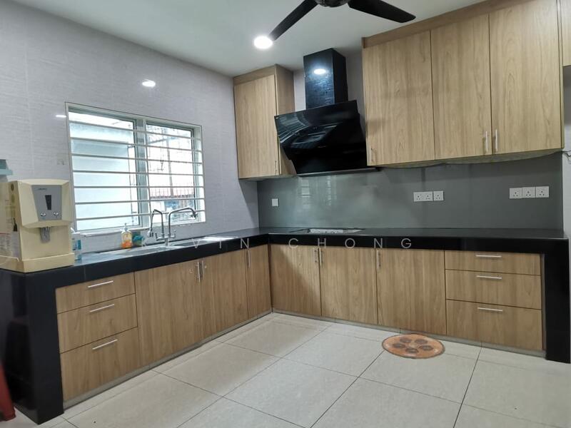 Pjs 10 untuk Untuk Dijual - RM 1,100,000, Feb 2026 - Kitchen - PropertyGuru.com.my