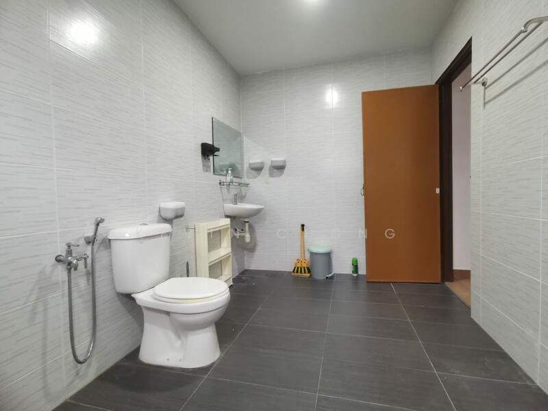 Pjs 10 untuk Untuk Dijual - RM 1,100,000, Feb 2026 - Bathroom - PropertyGuru.com.my