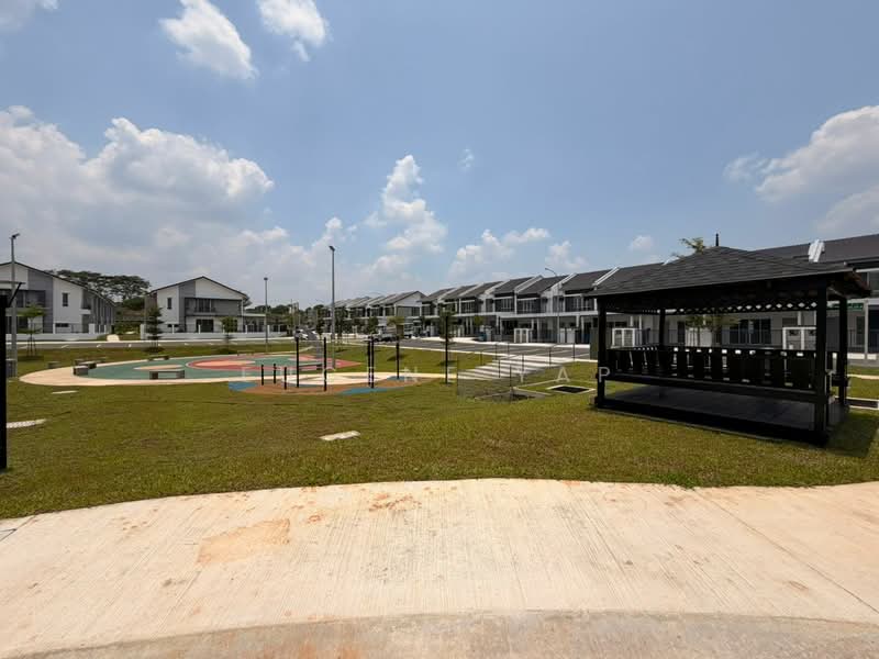 Rumah Teres 2 Tingkat untuk Dijual di Amverton Hills (Sungai Buloh) - Eugene Yap - Exterior - PropertyGuru.com.my