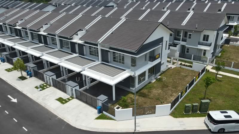Rumah Teres 2 Tingkat untuk Dijual di Amverton Hills (Sungai Buloh) - Eugene Yap - PropertyGuru.com.my