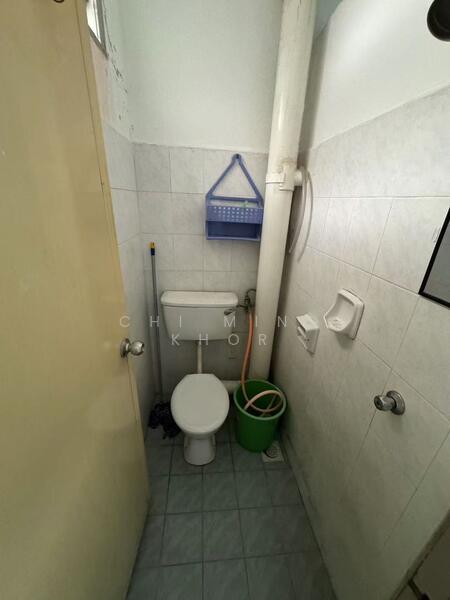 Taman Meranti untuk Untuk Disewa - RM 1,200 /bulan, Feb 2026 - Bathroom - PropertyGuru.com.my