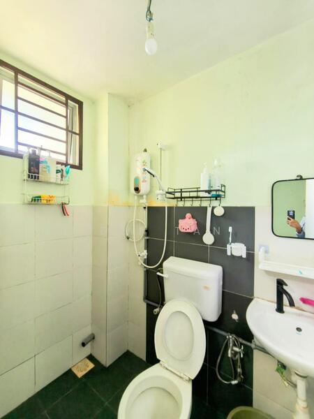 2-storey Terraced House for Sale in Taman Nusantara (Iskandar Puteri (Nusajaya)) - Iden Tan - Bathroom - PropertyGuru.com.my