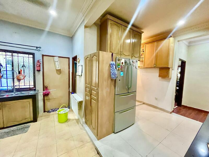 2-storey Terraced House for Sale in Puchong (Selangor) - Afiqah . - Kitchen - PropertyGuru.com.my
