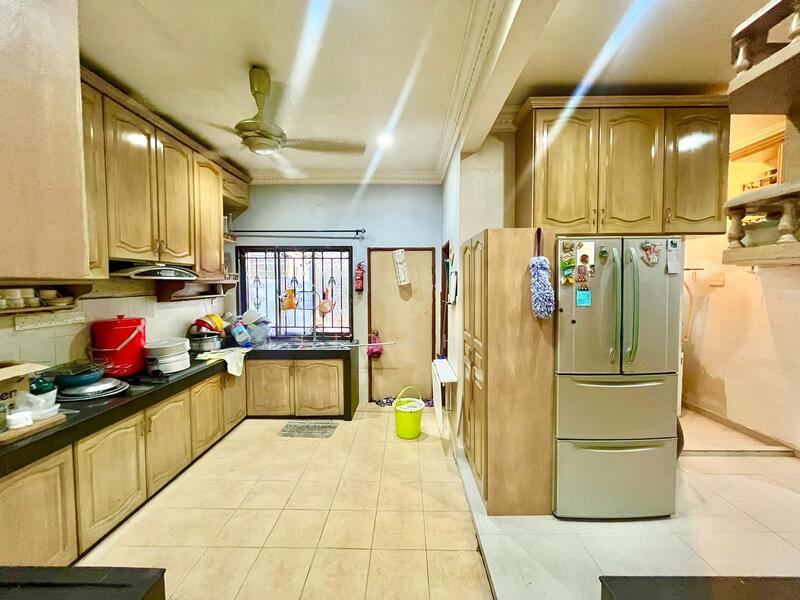 2-storey Terraced House for Sale in Puchong (Selangor) - Afiqah . - Kitchen - PropertyGuru.com.my