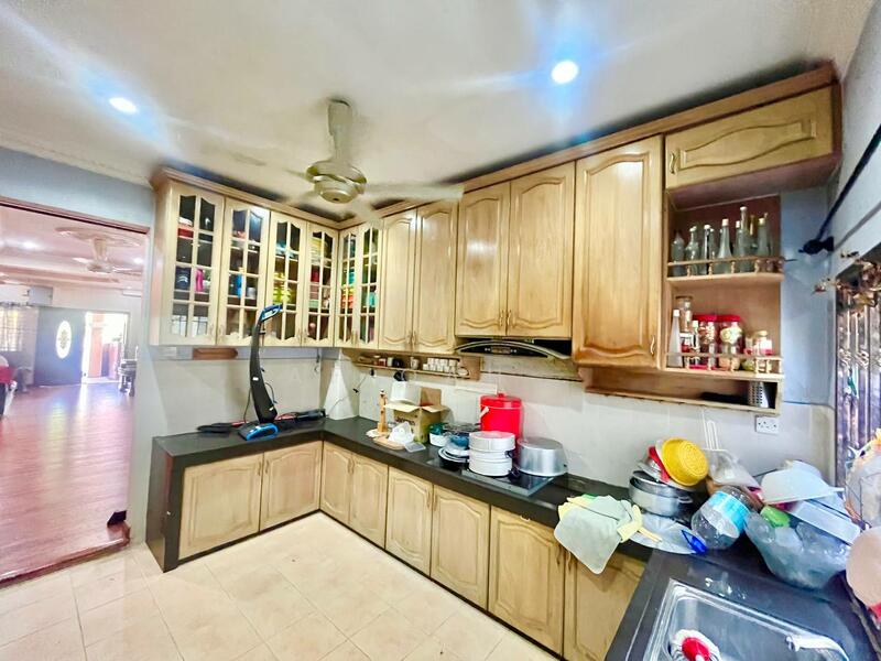 2-storey Terraced House for Sale in Puchong (Selangor) - Afiqah . - Kitchen - PropertyGuru.com.my