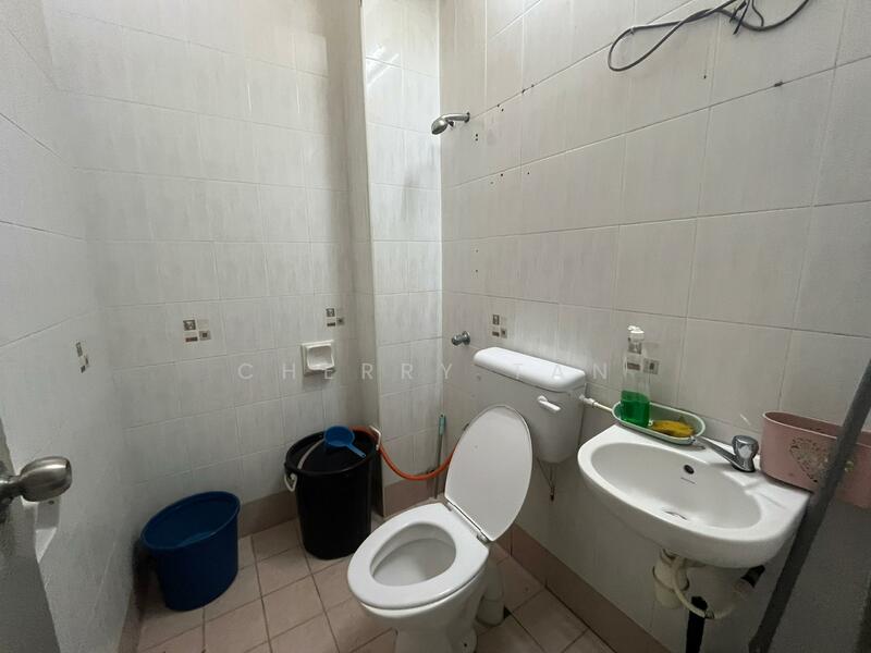2-storey Terraced House for Rent in Setia Alam (Selangor) - Cherry Tan - Bathroom - PropertyGuru.com.my