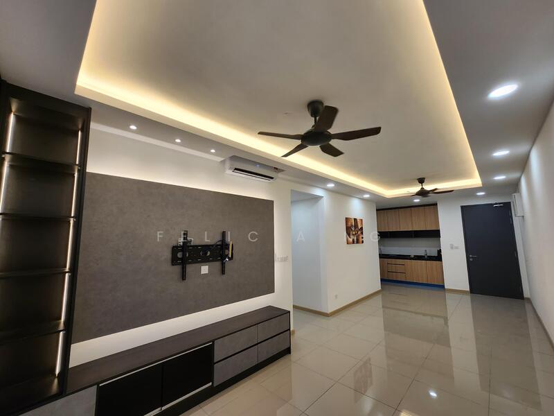 MIRA at Shorea Park untuk Untuk Dijual - RM 550,000, Feb 2026 - Living Room - PropertyGuru.com.my