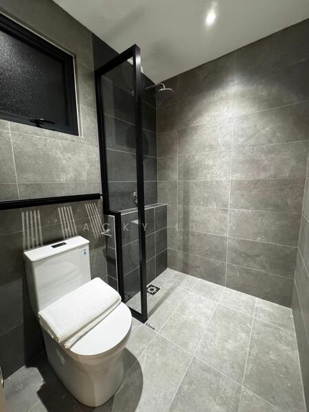Service Residence for Sale at Causewayz Square @ JBCC - Jacky Liew - Bathroom - PropertyGuru.com.my