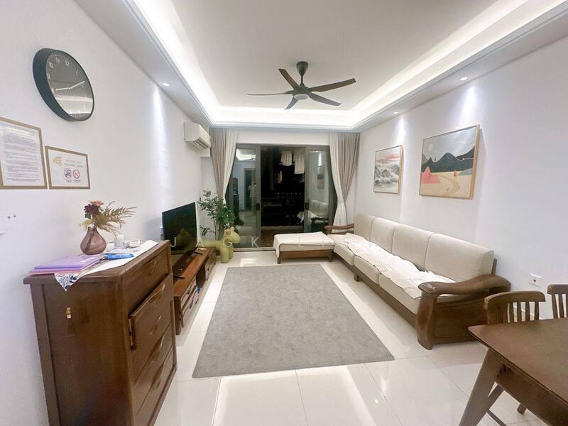 R&F Princess Cove Phase 2-Seine Region untuk Untuk Dijual - RM 1,350,000, Feb 2026 - Living Room - PropertyGuru.com.my