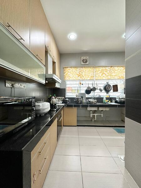 2-storey Terraced House for Sale in Taman Mutiara Indah (Puchong) - Mahzah Mohd Rapiee - Kitchen - PropertyGuru.com.my
