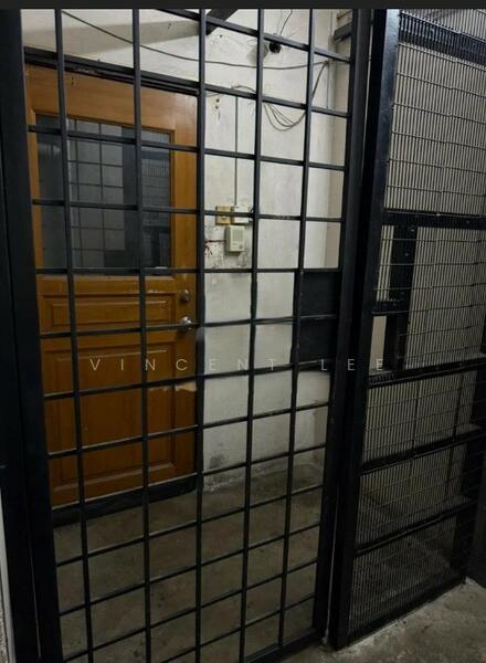 Shop for Rent in Taman Megah (Petaling Jaya) - Vincent Lee - Entrance - PropertyGuru.com.my