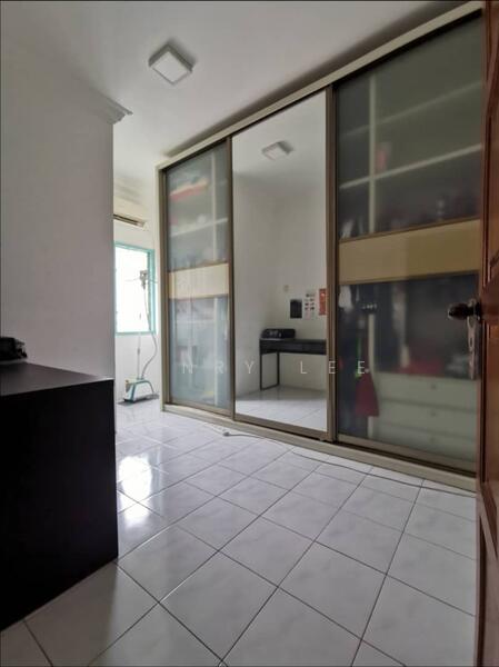 (END LOT)Tmn cheras jaya 2.5 storey for rent - 3