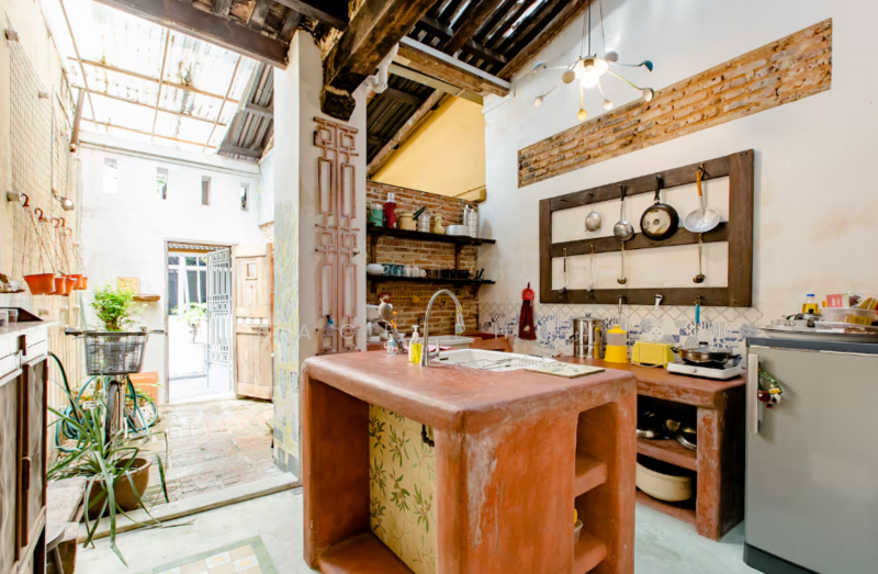 Hotel / Resort for Sale in Lorong Seck Chuan (George Town) - Race Phua - Kitchen - PropertyGuru.com.my