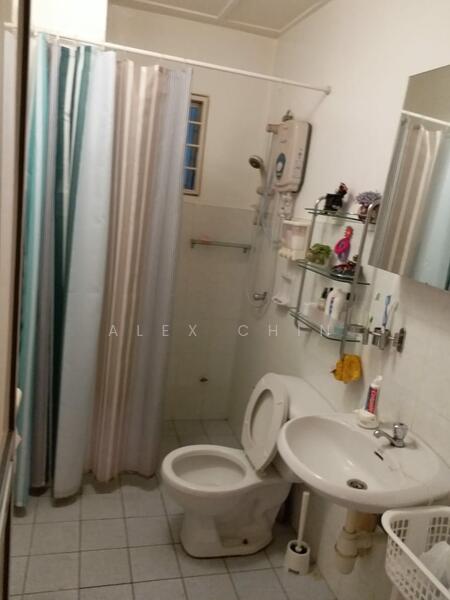 Apartment for Rent at Jalil Damai Apartments - Alex Chin - Bathroom - PropertyGuru.com.my