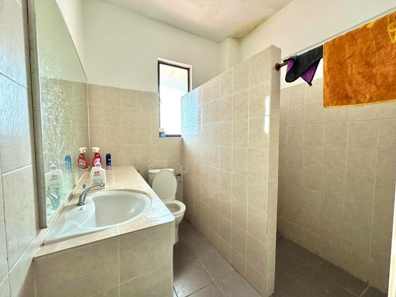 Bandar Nusaputra untuk Untuk Dijual - RM 980,000, Mac 2026 - Bathroom - PropertyGuru.com.my