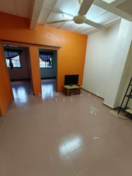 2-storey Terraced House for Sale in Bukit Indah (Iskandar Puteri (Nusajaya)) - Chew Chee Yee - Living Room - PropertyGuru.com.my