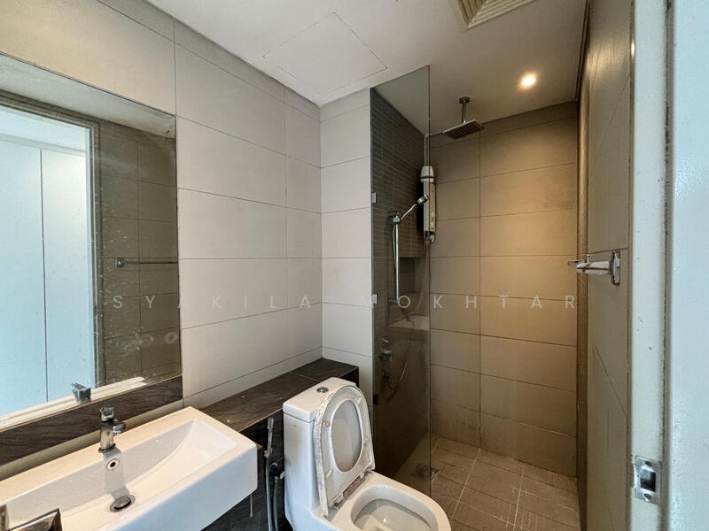 Service Residence for Sale at Serini Melawati - Syakila Mokhtar - Bathroom - PropertyGuru.com.my