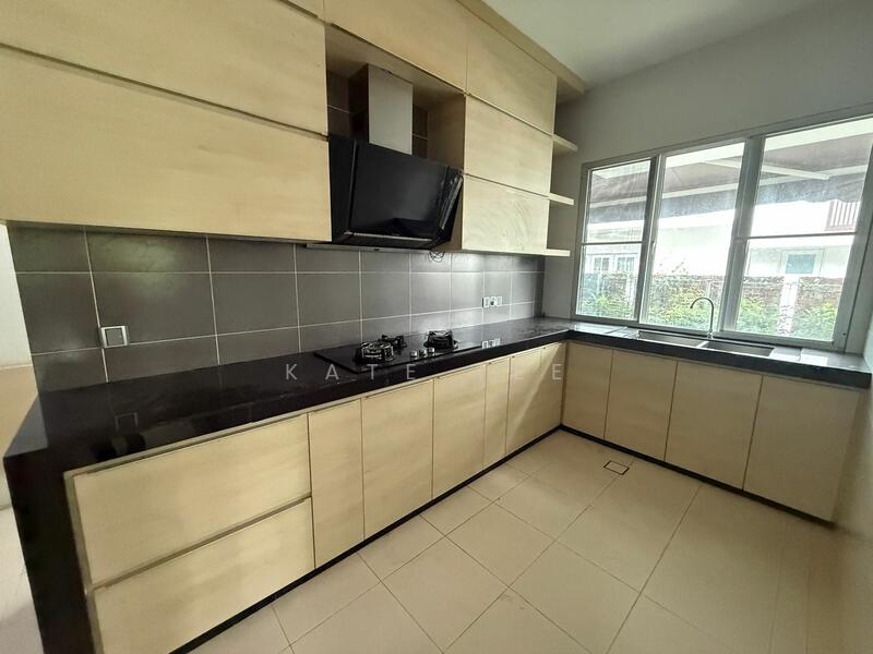 Bungalow for Sale in Iskandar Puteri (Nusajaya) (Johor) - Kate Tee - Kitchen - PropertyGuru.com.my