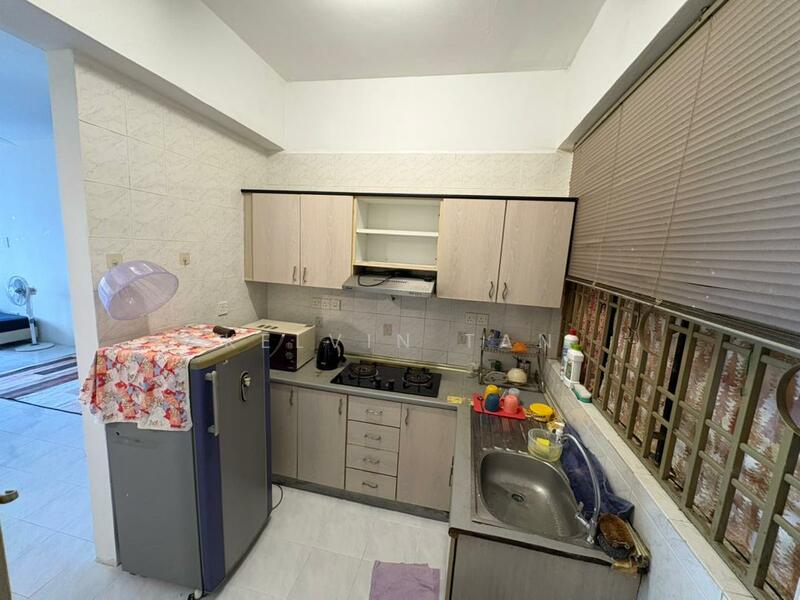 Condominium for Rent at Eden Seaview Condominium - Kelvin Tan - Kitchen - PropertyGuru.com.my