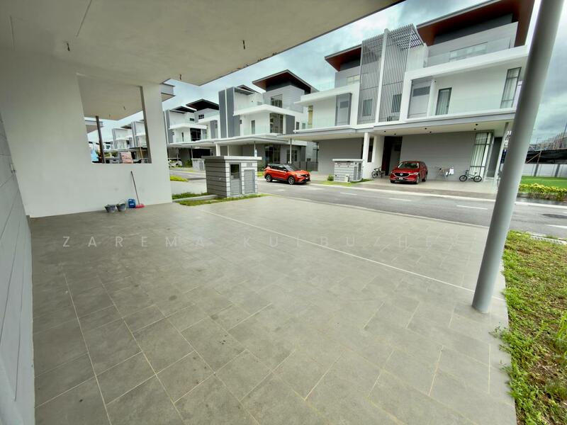 Bungalow for Sale in Klang (Selangor) - Zarema Kulbuzheva - Exterior - PropertyGuru.com.my