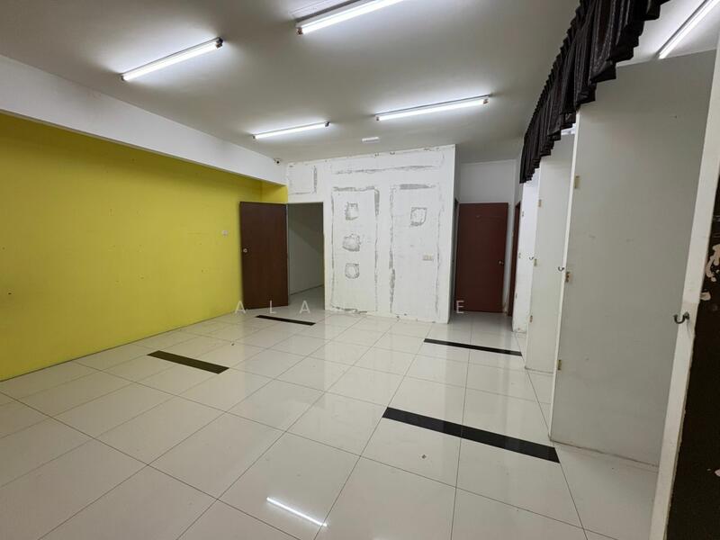 Shop for Rent in Kawasan Perindustrian Setapak (Setapak) - Alan Lee - Interior - PropertyGuru.com.my