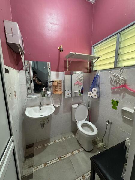 Kulai @ Bandar Putra @ 1Storey Corner Lot untuk Untuk Disewa - RM 2,400 /bulan, Feb 2026 - Bathroom - PropertyGuru.com.my