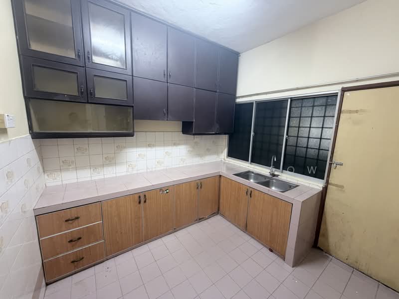 Rumah Teres 2 Tingkat untuk Disewa di Bandar Baru Selayang (Selayang) - Edmund CH Leow - Kitchen - PropertyGuru.com.my