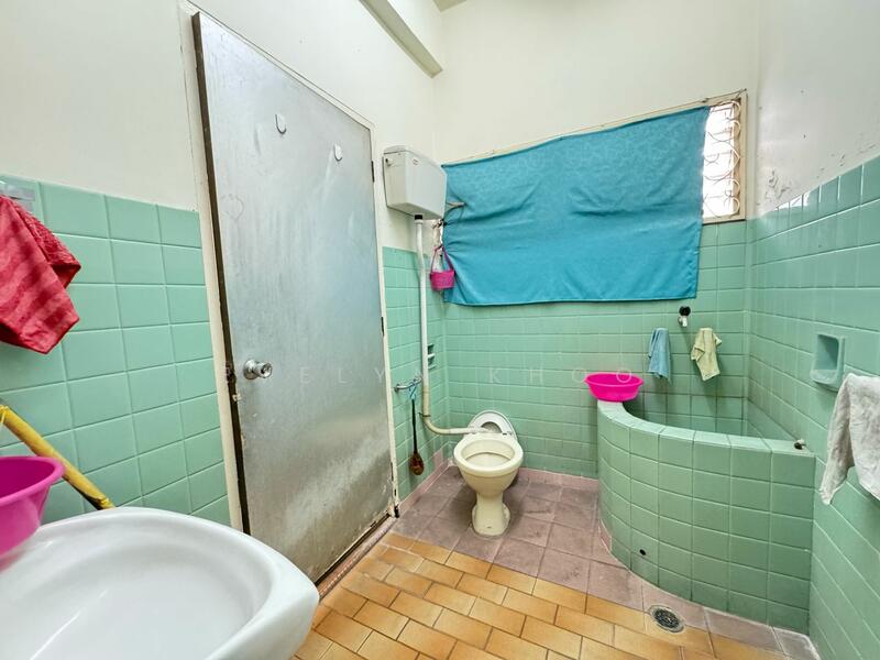 Bungalow for Sale in Rawang (Selangor) - Evelyn Khoo - Bathroom - PropertyGuru.com.my