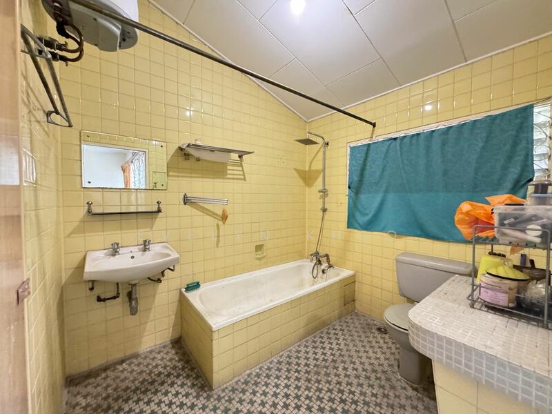 Bungalow for Sale in Rawang (Selangor) - Evelyn Khoo - Bathroom - PropertyGuru.com.my