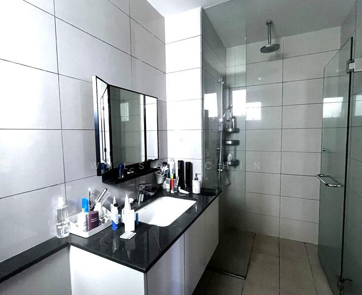 Service Residence for Sale at The Park Sky Residence - Wilson Chin - Bathroom - PropertyGuru.com.my