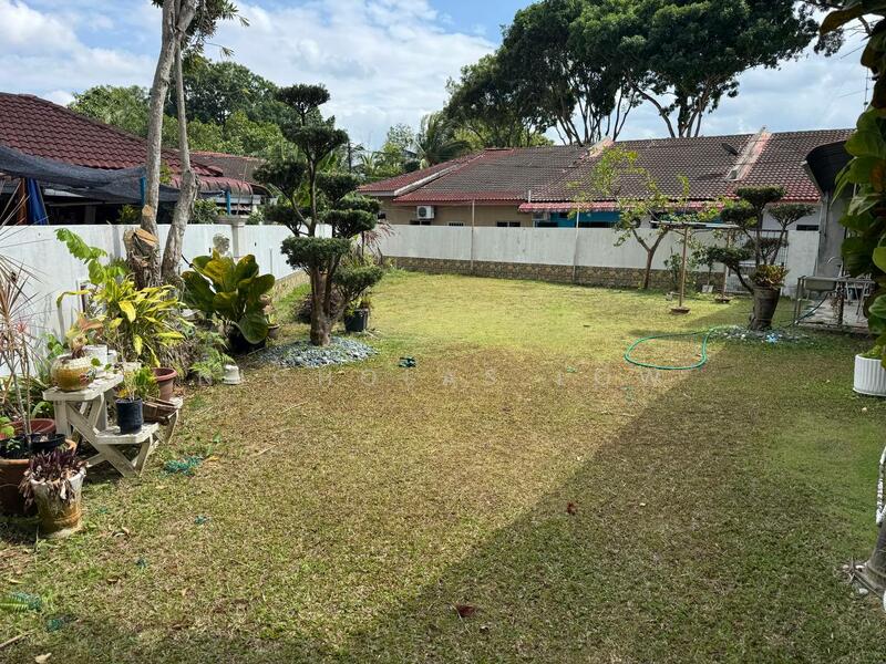 Kulai Bandar Putra Kulai Jalan Merak Corner Lot untuk Untuk Disewa - RM 2,400 /bulan, Feb 2026 - Garden - PropertyGuru.com.my