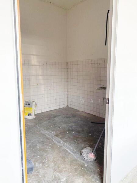 Retail Space for Sale in Taman Tasek (Johor Bahru) - Kelly Wai - Interior - PropertyGuru.com.my