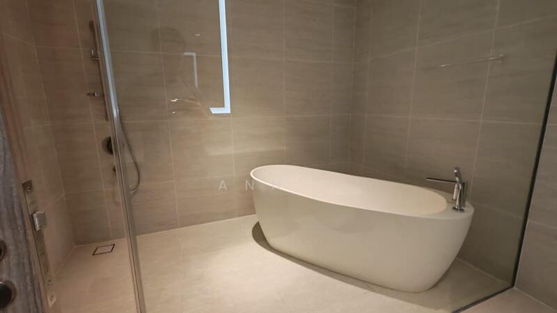 Star Residences Three untuk Untuk Dijual - RM 3,156,000, Feb 2026 - Bathroom - PropertyGuru.com.my