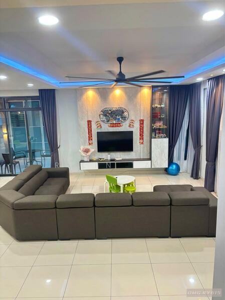 Canary Garden untuk Untuk Dijual - RM 1,630,000, Mac 2026 - Living Room - PropertyGuru.com.my