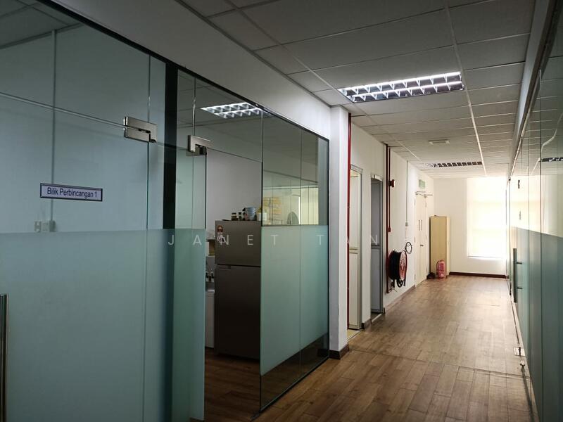 Semi-D Factory for Rent in Kempas Lama (Johor Bahru) - Janet Tan - Corridor - PropertyGuru.com.my