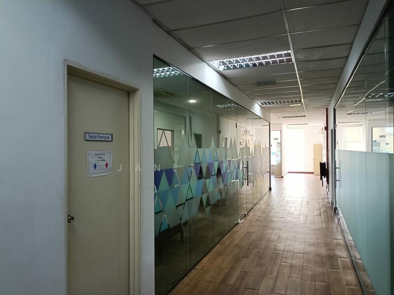Semi-D Factory for Rent in Kempas Lama (Johor Bahru) - Janet Tan - Corridor - PropertyGuru.com.my