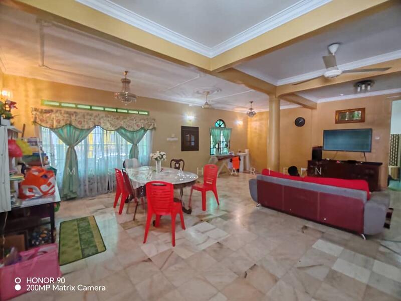 1-storey Terraced House for Sale in Bandar Baru Selayang Fasa 2b (Selayang) - Masnizah Arifin - Living Room - PropertyGuru.com.my