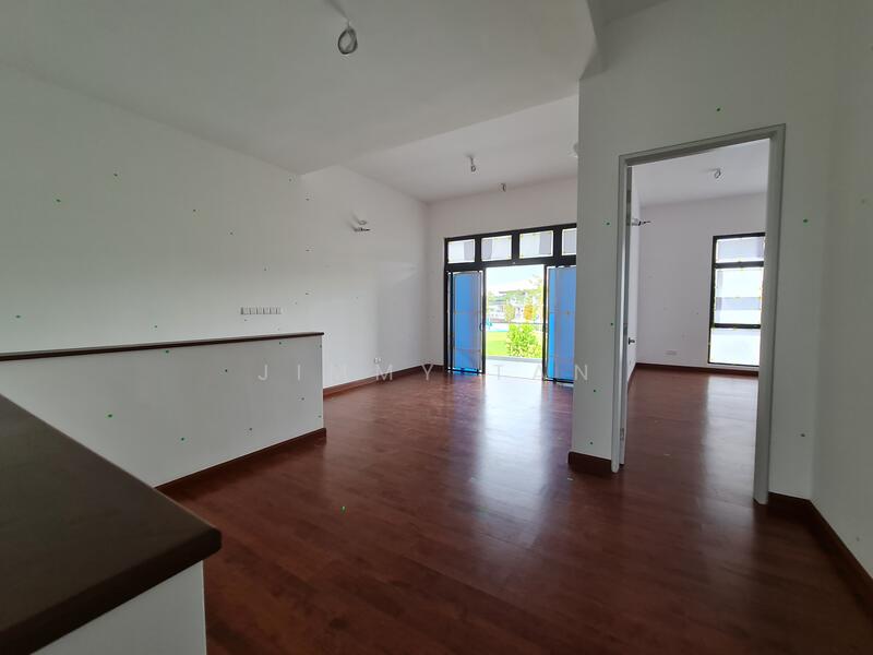 Semi-Detached House for Sale in Sungai Buloh (Selangor) - Jimmy Tan - Living Room - PropertyGuru.com.my